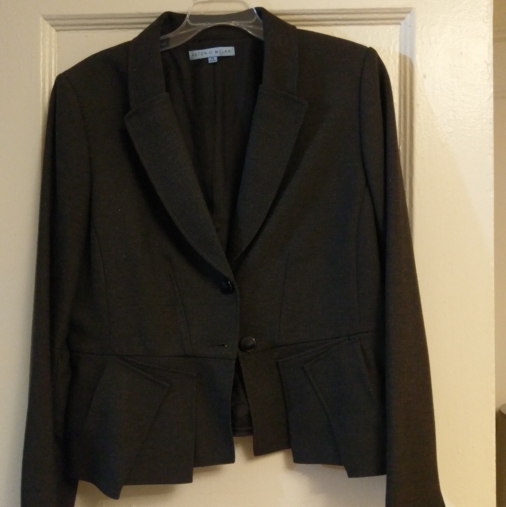Gray cropped blazer
